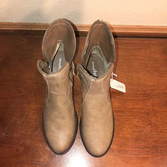 Charming Charlie Zip-up Boots, Light Brown, Women’s Sz 8, NWT! - Picture 3 of 14